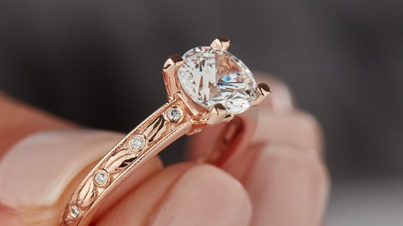 Dealing with Your Gold and Diamond Jewelry